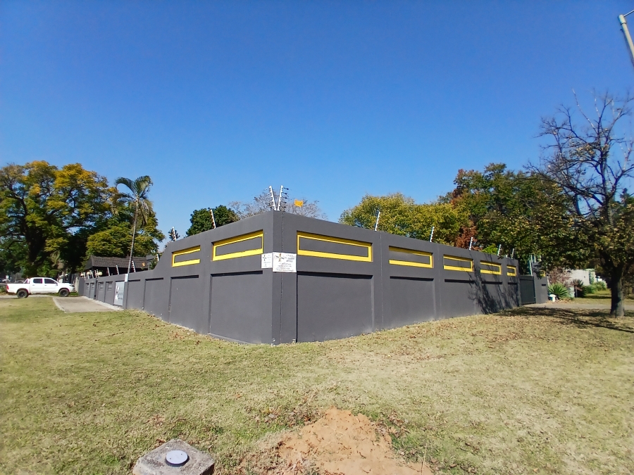 Commercial Property for Sale in Bodorp North West